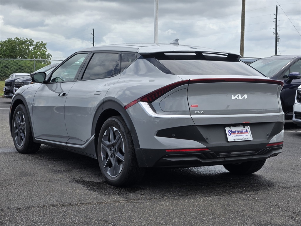 2025 Kia EV6 GT-Line photo 3