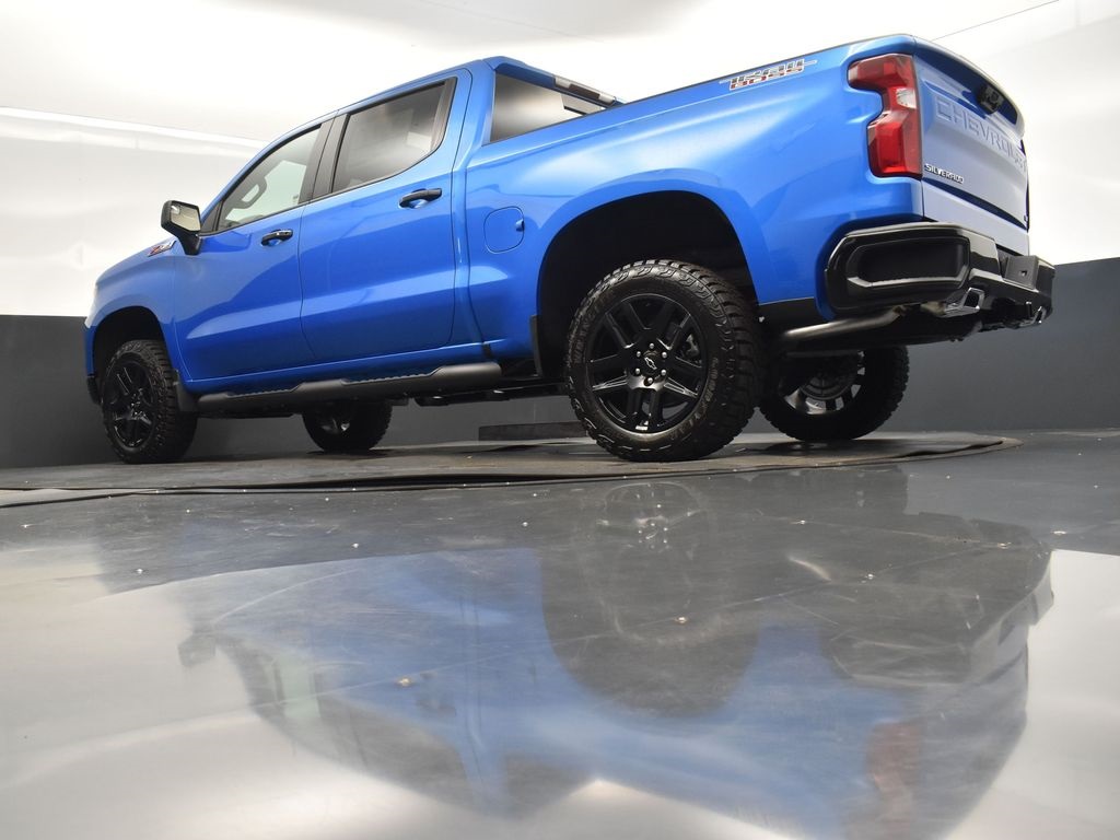 2025 Riptide Blue Chevrolet Silverado 1500 LT Trail Boss 4X4 Truck