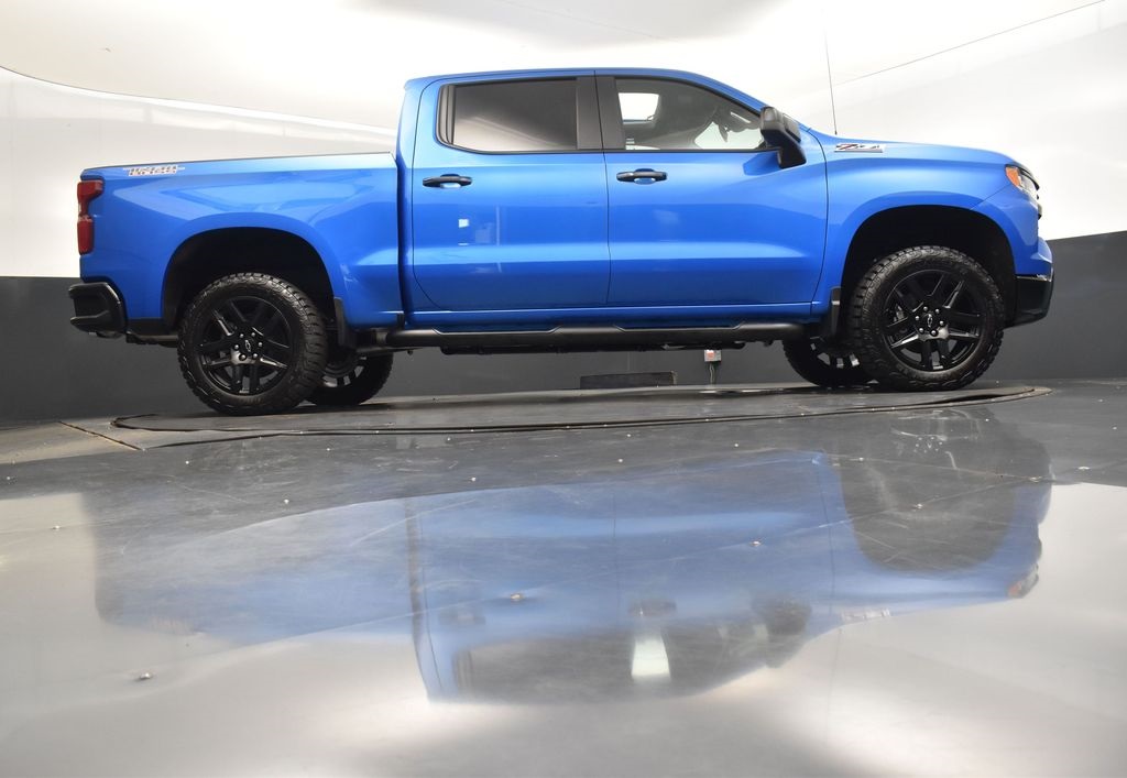 2025 Riptide Blue Chevrolet Silverado 1500 LT Trail Boss 4X4 Truck