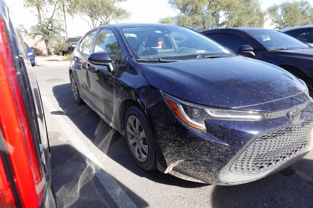 2020 Toyota Corolla LE photo 2