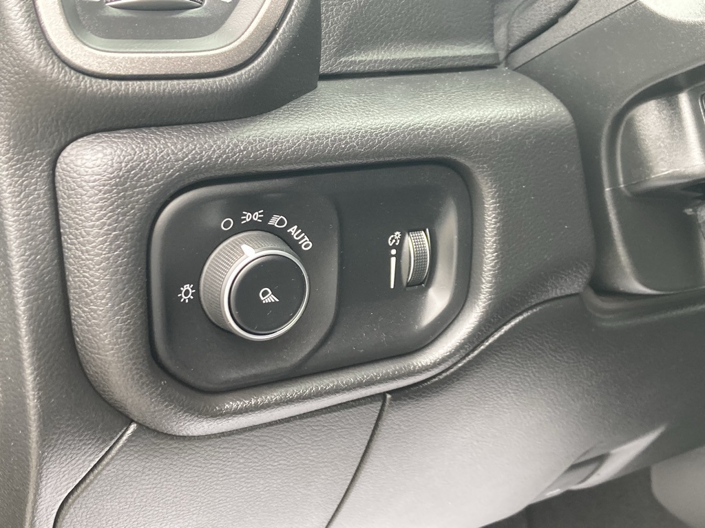 2023 Ram 3500 Tradesman photo 18