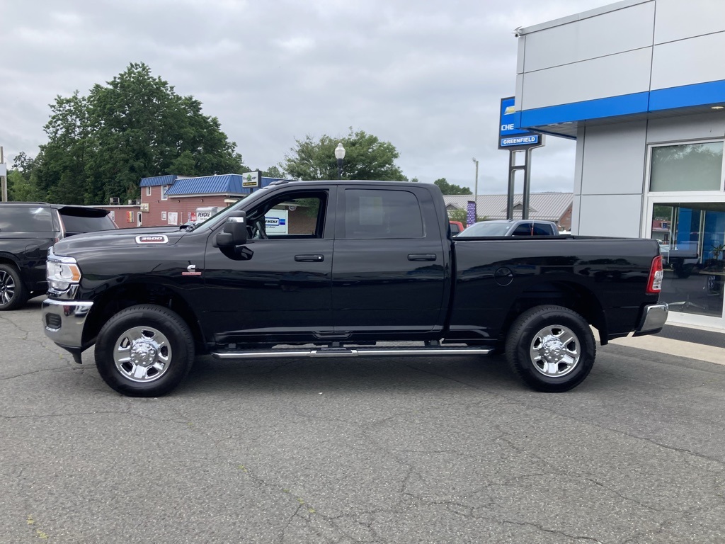 2023 Ram 3500 Tradesman photo 4