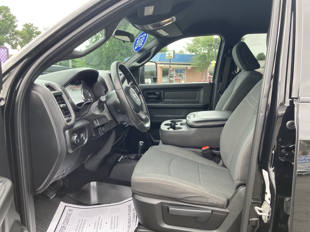 2023 Ram 3500 Tradesman photo 9