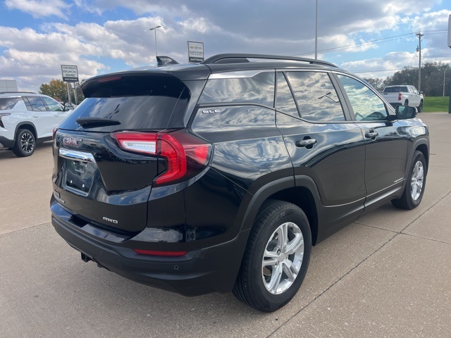 2023 Gmc Terrain SLE photo 3
