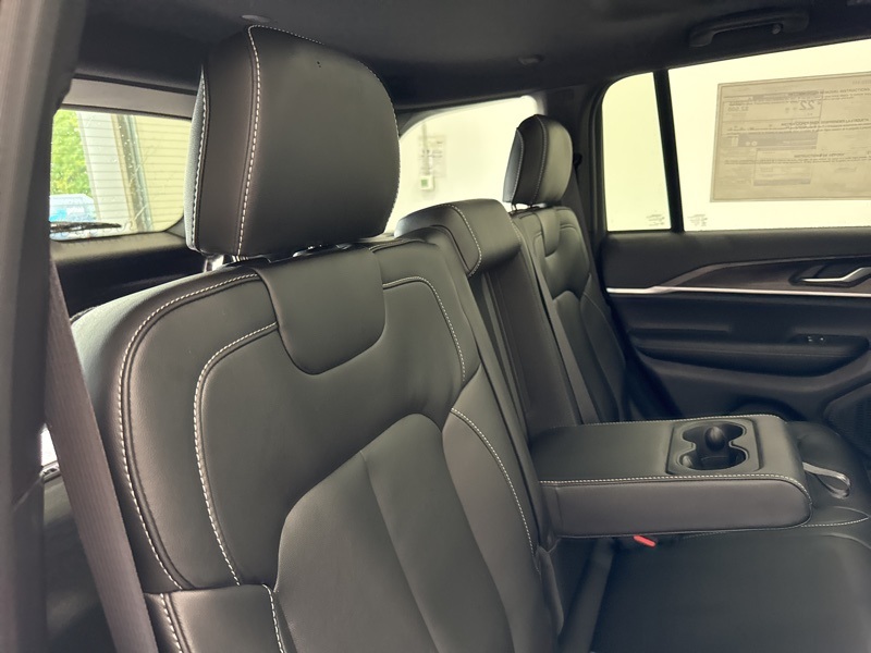 New 2025 Jeep Grand Cherokee SUV