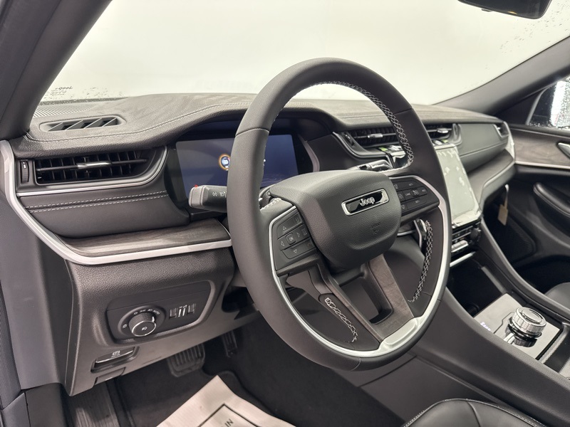 New 2025 Jeep Grand Cherokee SUV