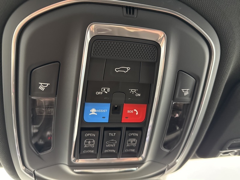 New 2025 Jeep Grand Cherokee SUV