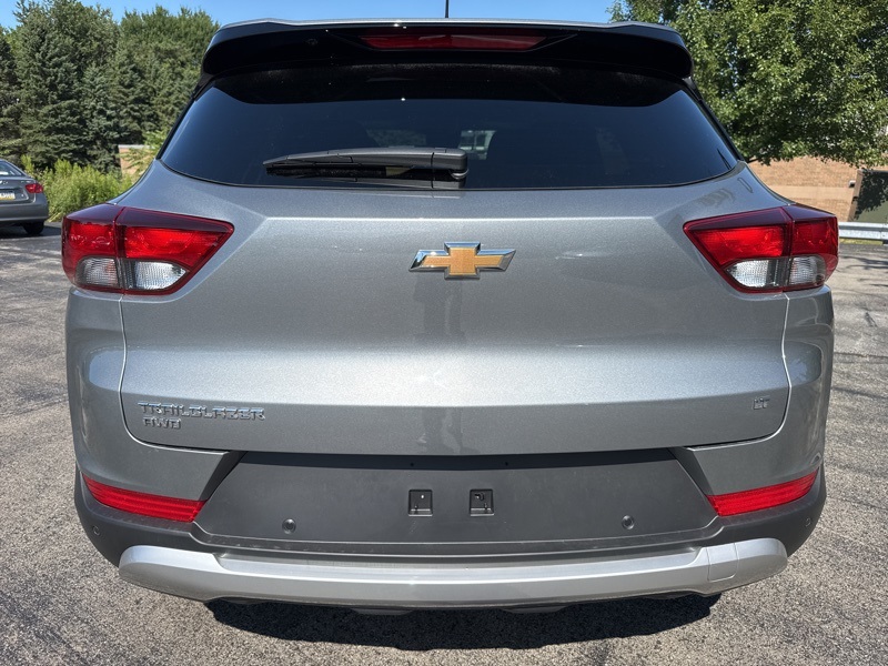 2026 Chevrolet Trailblazer LT photo 3
