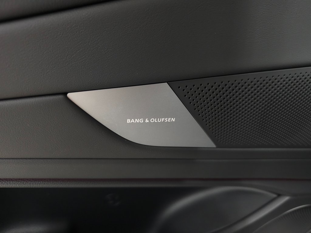 2026 Genesis G80 2.5T Advanced photo 4