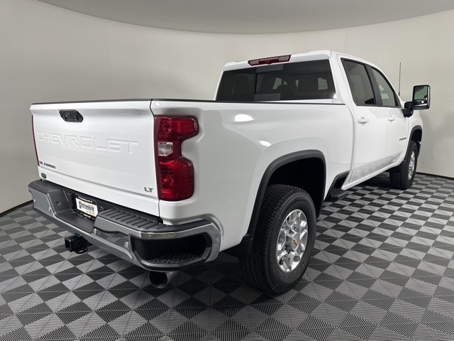 2026 Chevrolet Silverado 2500HD LT photo 2