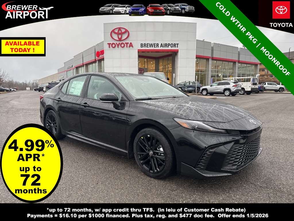 2026 Toyota Camry SE's photo