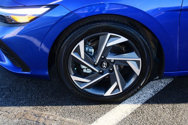 used 2025 Hyundai Elantra car, priced at $21,571