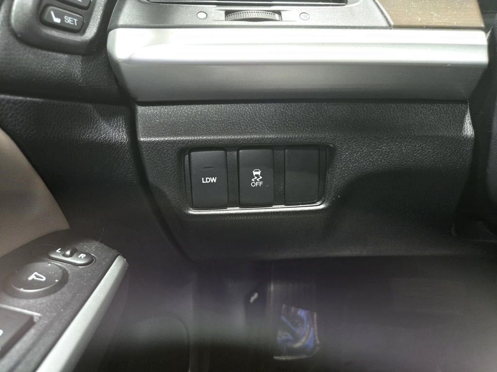 2013 Honda Crosstour EX-L V6 photo 14