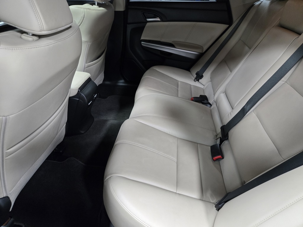 2013 Honda Crosstour EX-L V6 photo 31