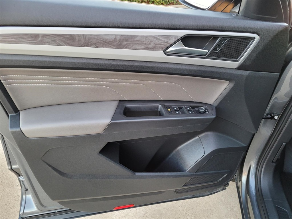 used 2023 Volkswagen Atlas Cross Sport car, priced at $22,200