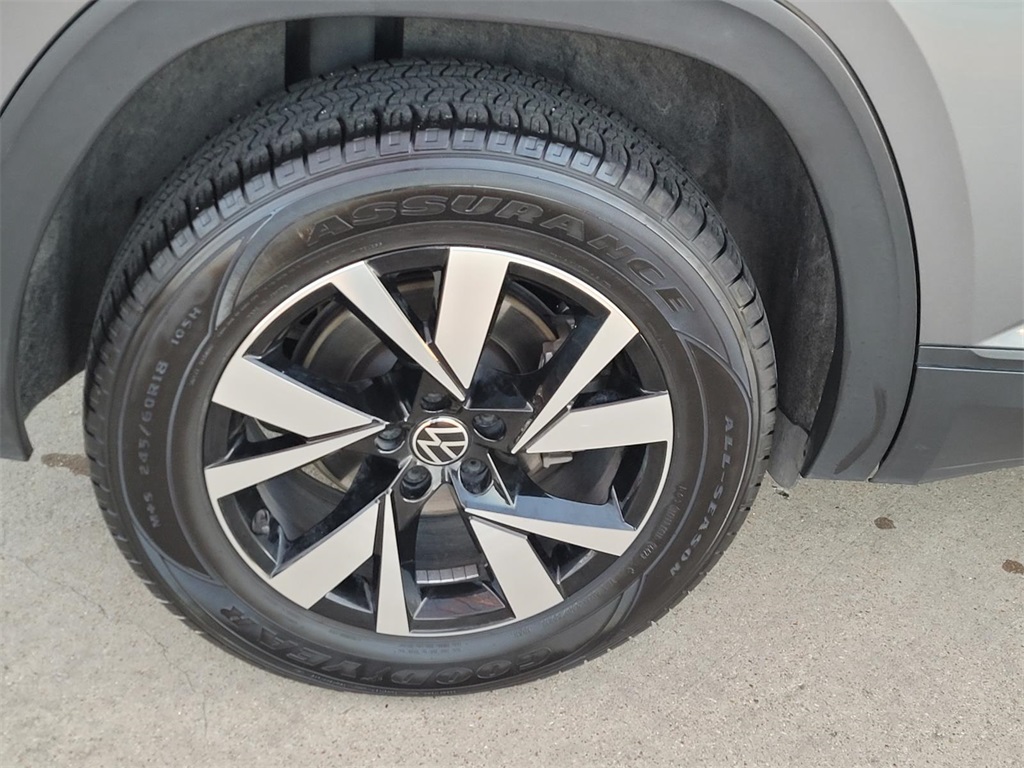 used 2023 Volkswagen Atlas Cross Sport car, priced at $22,200