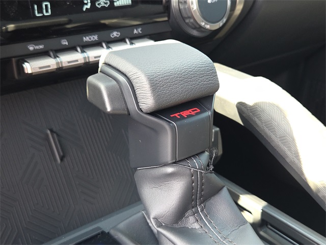 2025 Toyota Tacoma TRD Off-Road Double Cab photo 16