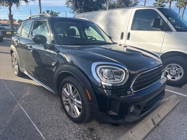 2022 MINI Countryman Base