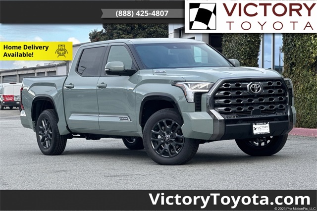 2026 Toyota Tundra Platinum's photo