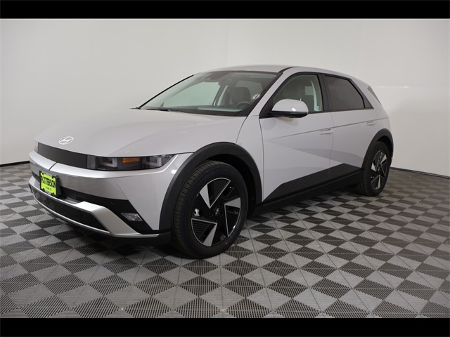 2026 Hyundai IONIQ 5 SEL's photo