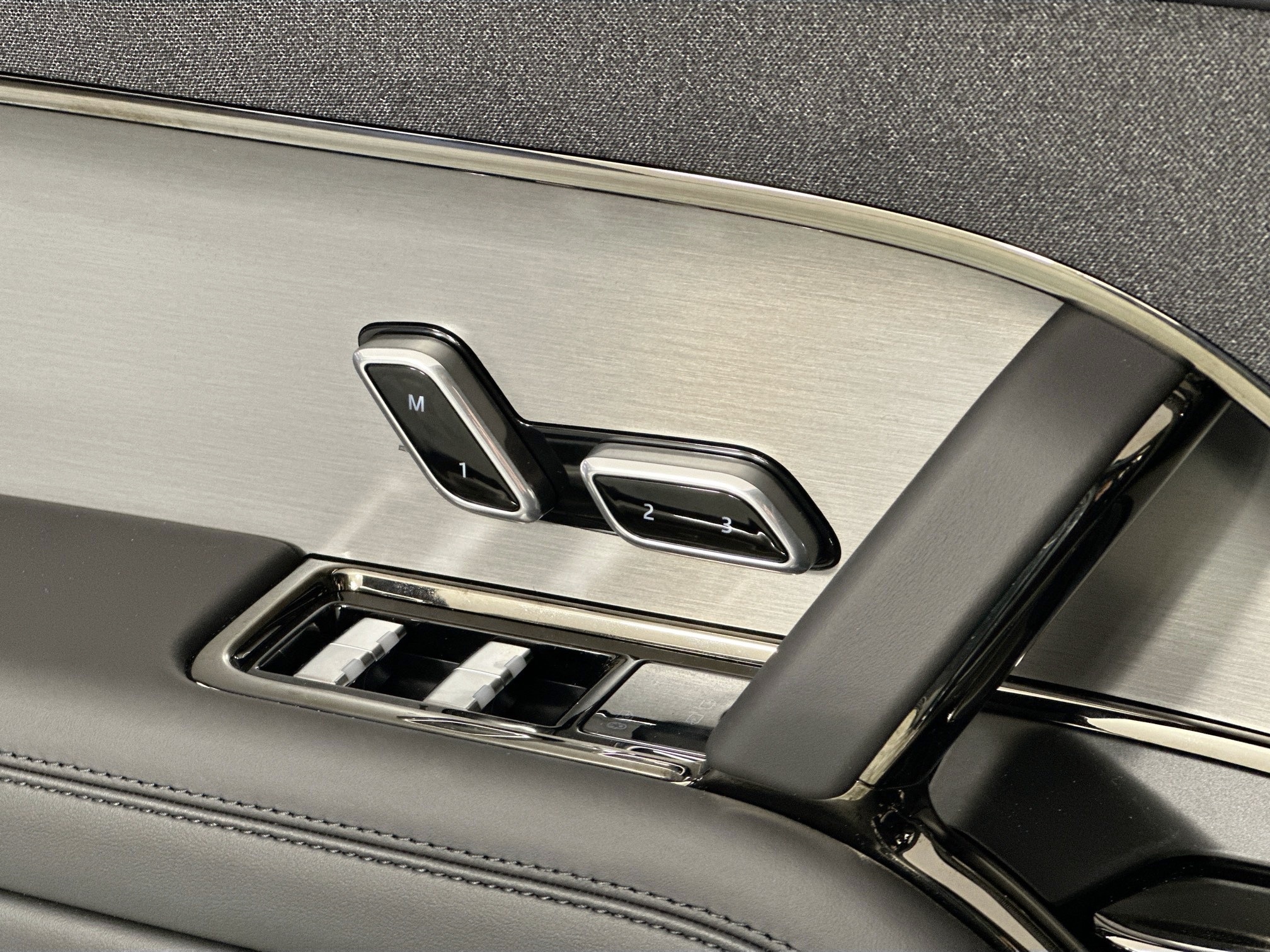 new 2026 Land Rover Range Rover Sport car, priced at $104,175