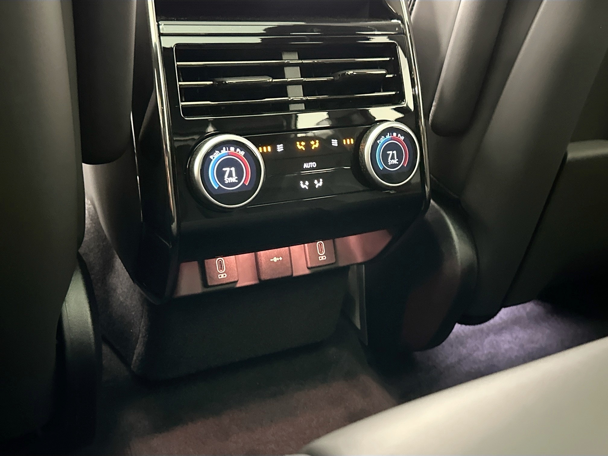 new 2026 Land Rover Range Rover Sport car, priced at $104,175