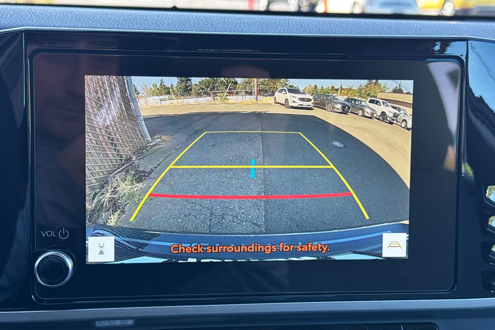 2025 Toyota Camry LE photo 18