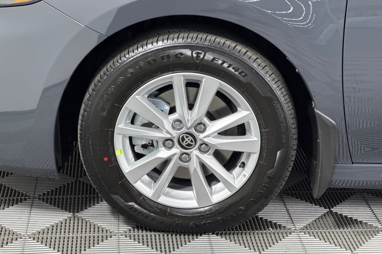 2025 Toyota Camry LE photo 24