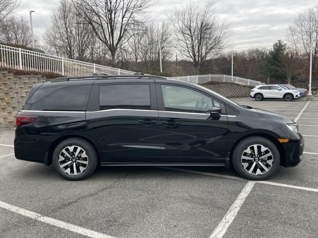new 2026 Honda Odyssey car, priced at $42,641