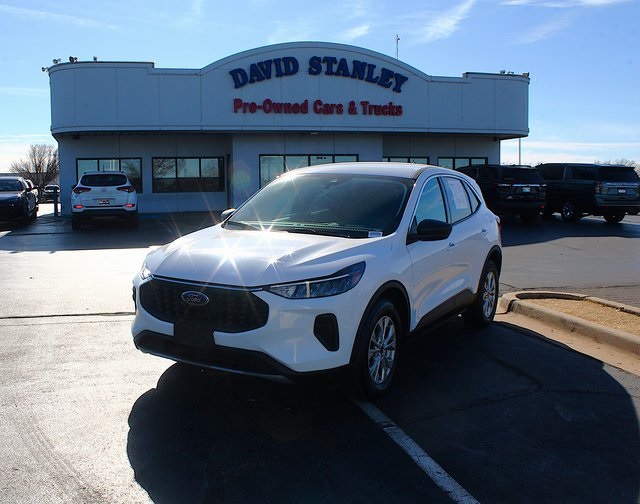 used 2023 Ford Escape car, priced at $22,716