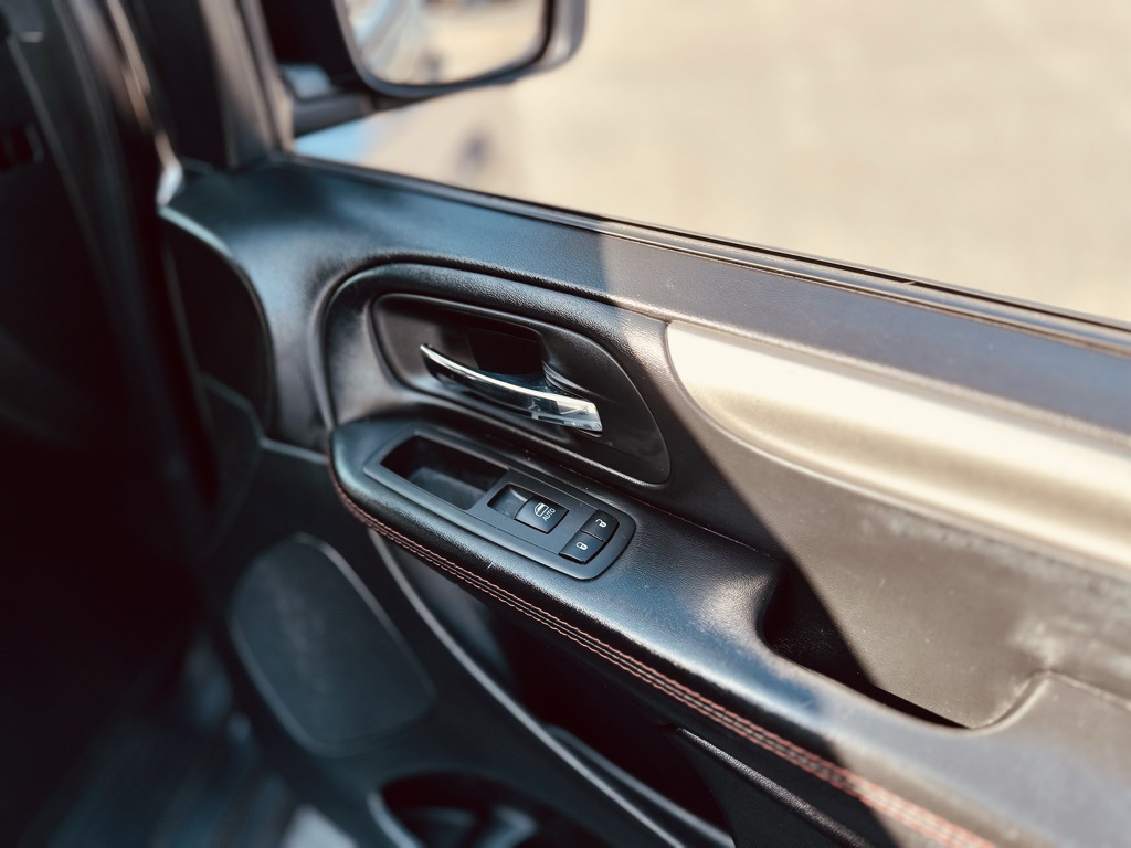 2019 Dodge Grand Caravan GT photo 17