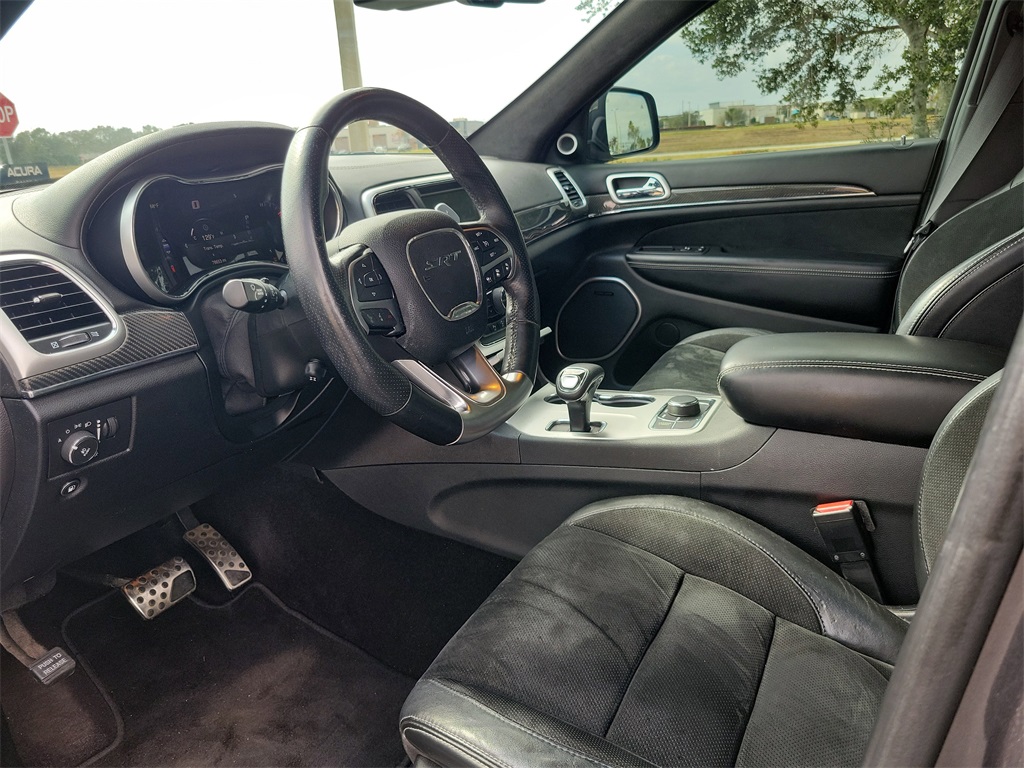used 2015 Jeep Grand Cherokee car, priced at $30,998
