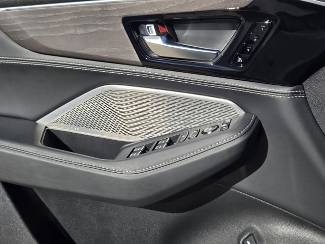 used 2023 Acura MDX car, priced at $42,500