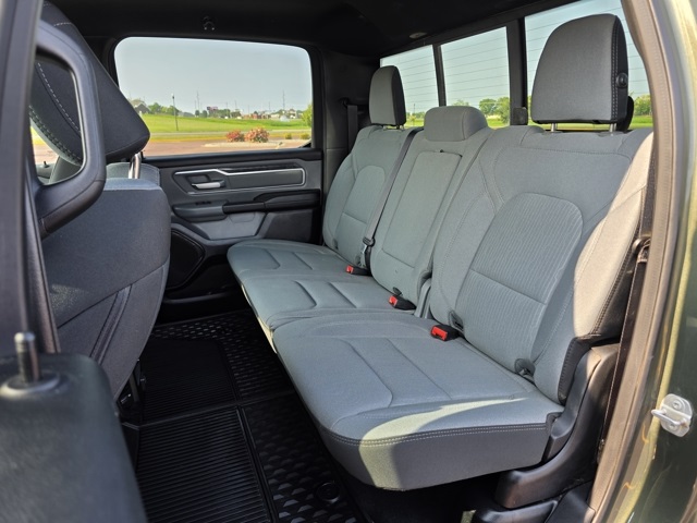 2021 Ram 1500 Big Horn Crew Cab 4x4 6'4" Box