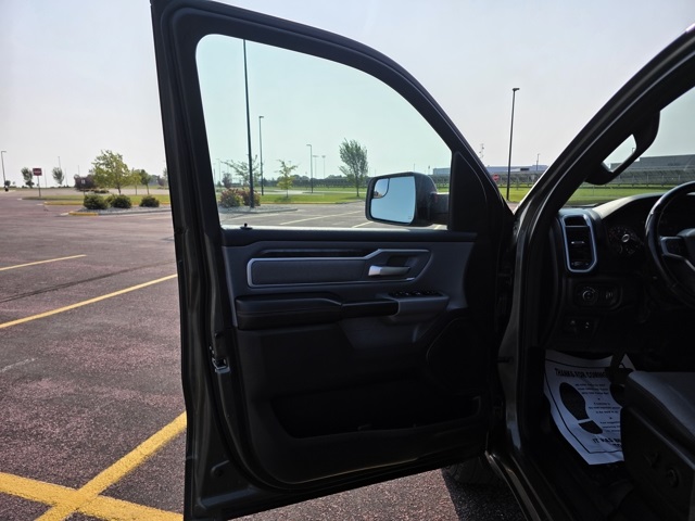 2021 Ram 1500 Big Horn Crew Cab 4x4 6'4" Box
