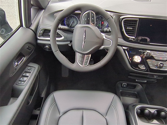 new 2026 Chrysler Pacifica car, priced at $46,032
