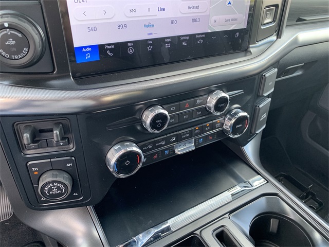 2025 Antimatter Blue Metallic Ford F-150 Lariat 4X4 Truck