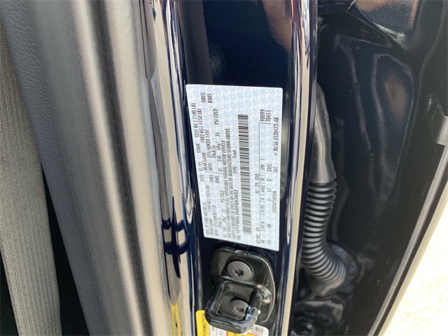 2025 Antimatter Blue Metallic Ford F-150 Lariat 4X4 Truck