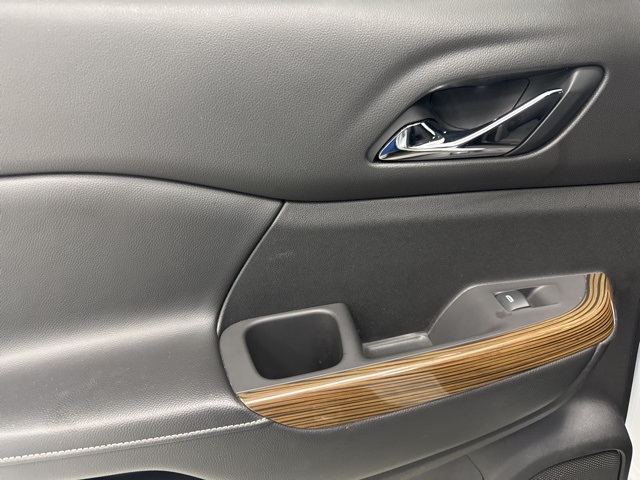 used 2020 GMC Acadia car, priced at $16,399