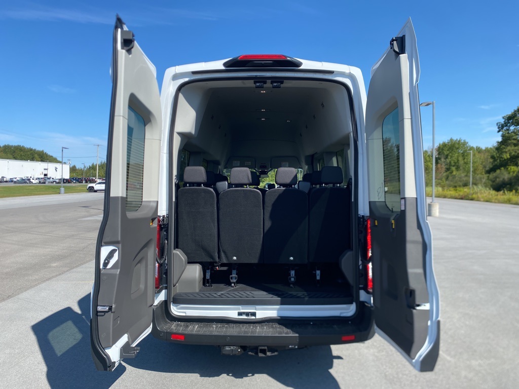2025 Ford Transit photo 7