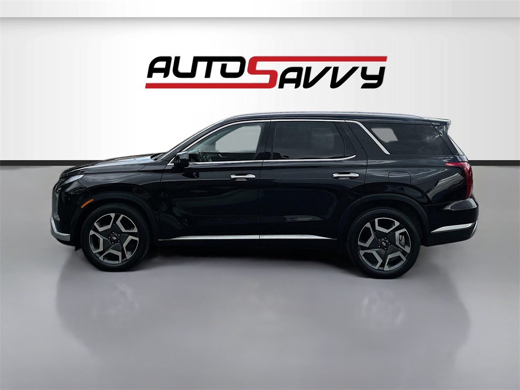 2024 Hyundai Palisade Limited photo 2