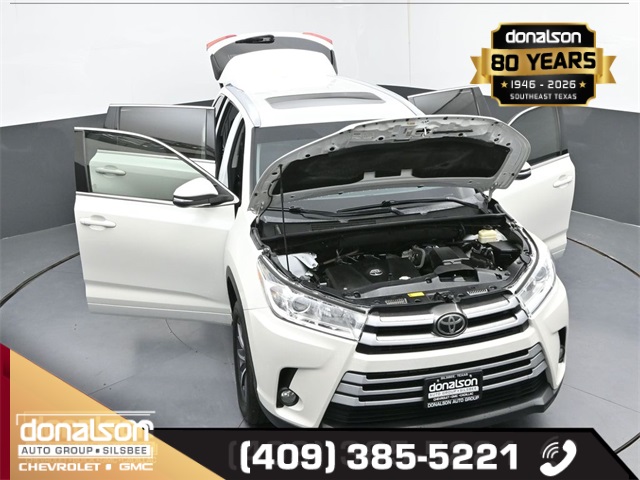 used 2018 Toyota Highlander car, priced at $20,978