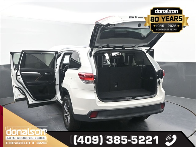 used 2018 Toyota Highlander car, priced at $20,978