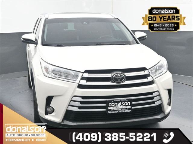 used 2018 Toyota Highlander car, priced at $20,978