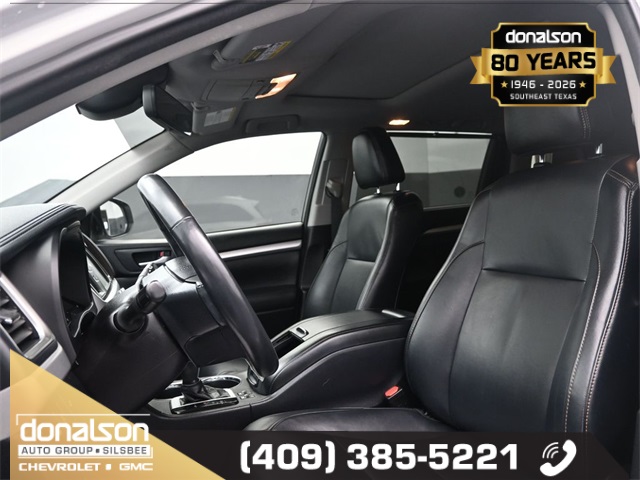 used 2018 Toyota Highlander car, priced at $20,978