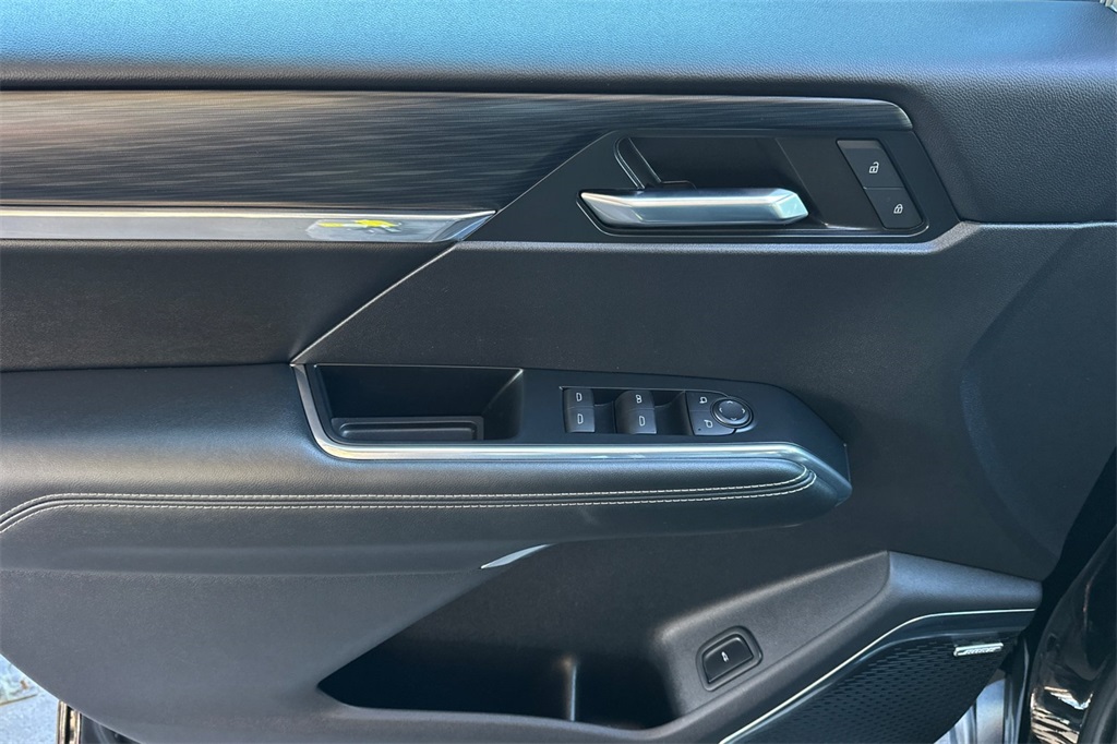 used 2024 GMC Acadia car, priced at $39,951