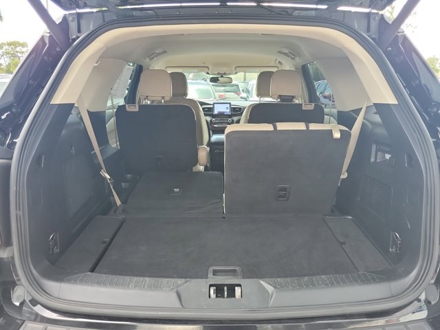 2022 Black Metallic Ford Explorer Limited RWD SUV