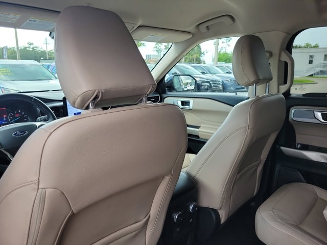 2022 Black Metallic Ford Explorer Limited RWD SUV