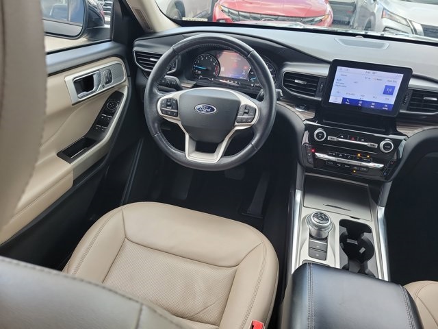 2022 Black Metallic Ford Explorer Limited RWD SUV