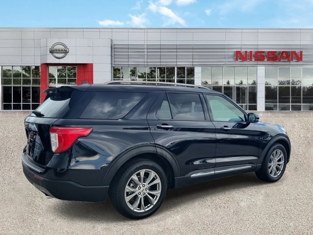 2022 Black Metallic Ford Explorer Limited RWD SUV